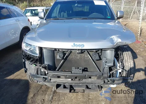 2015 Jeep Grand Cherokee Laredo z USA, uszkodzony, nr VIN 1C4RJFAG6FC676513